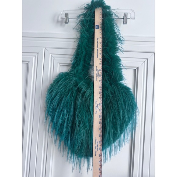 Green Faux Fur Heart Shaped Shoulder Bag - Picture 5 of 7